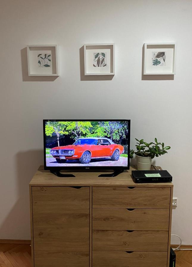 Apartman Kosta Лесковац Екстериор снимка