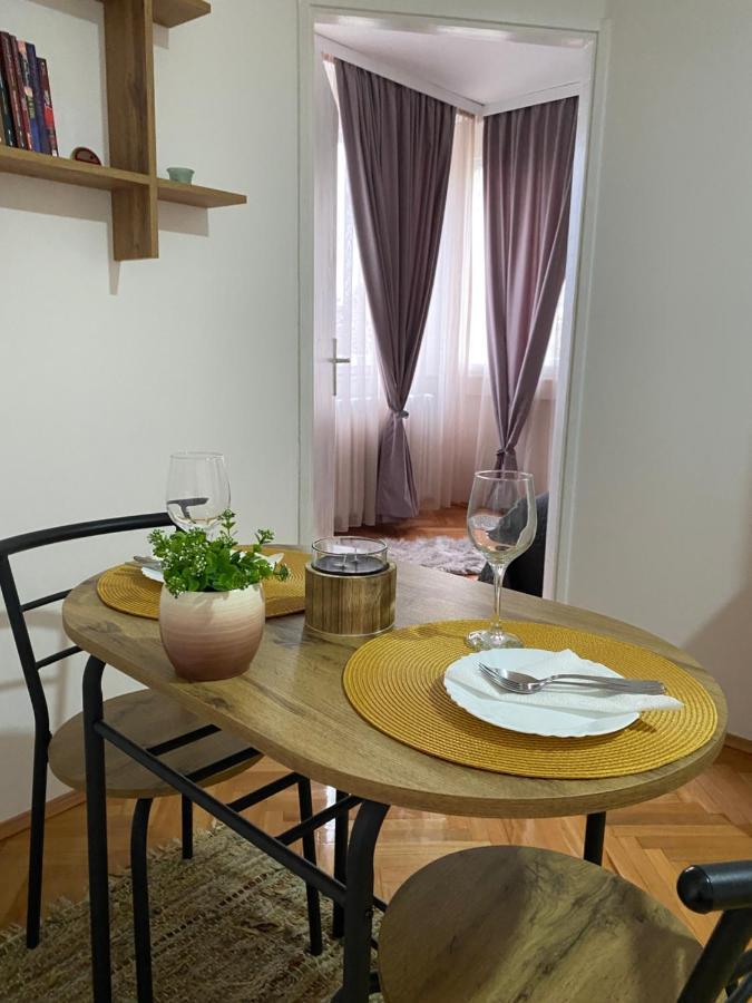 Apartman Kosta Лесковац Екстериор снимка